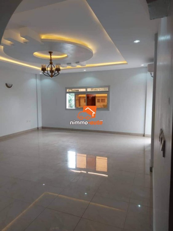Luxueux appartements nouvellement construit à Titi garage