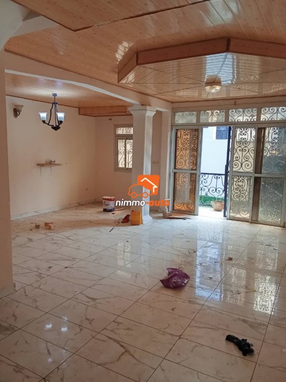 Duplex à louer à Obam ongola