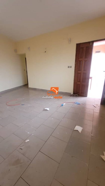 Appartement moderne à louer à Biyemassi lac