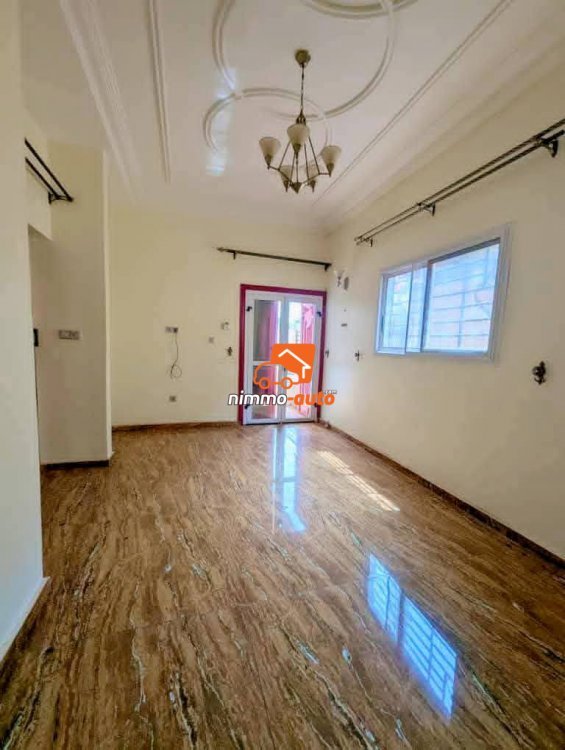 Très beau studio haut standing à louer à mimboman