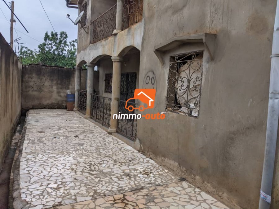 Très belle maison à vendre à olembe