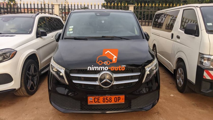 Luxueuse Mercedes Sprinter à louer pour tous vos déplacements en famille et en groupe