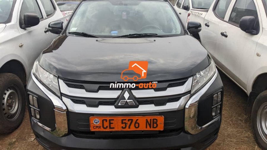 Magnifique voiture de luxe à louer à Yaoundé et en dehors de marque Mitsubishi