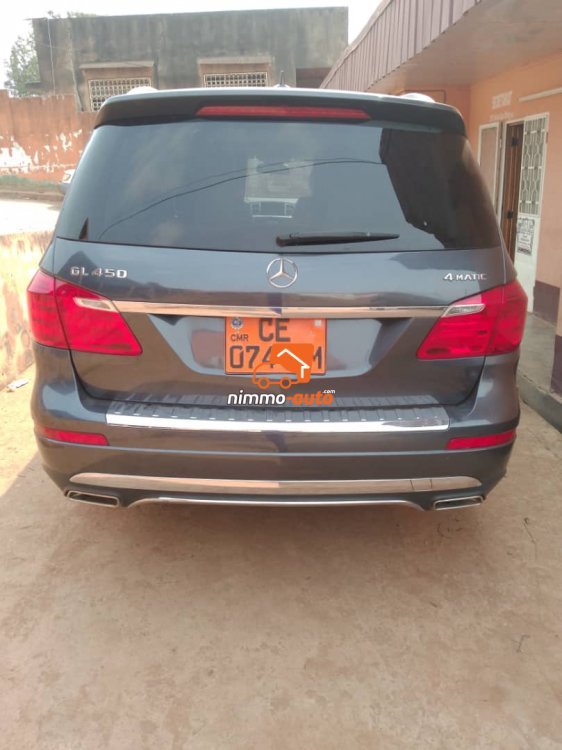 Mercedes de luxe pour vos déplacements et vos séjours dans Yaoundé ou hors de la ville à un prix imbattable