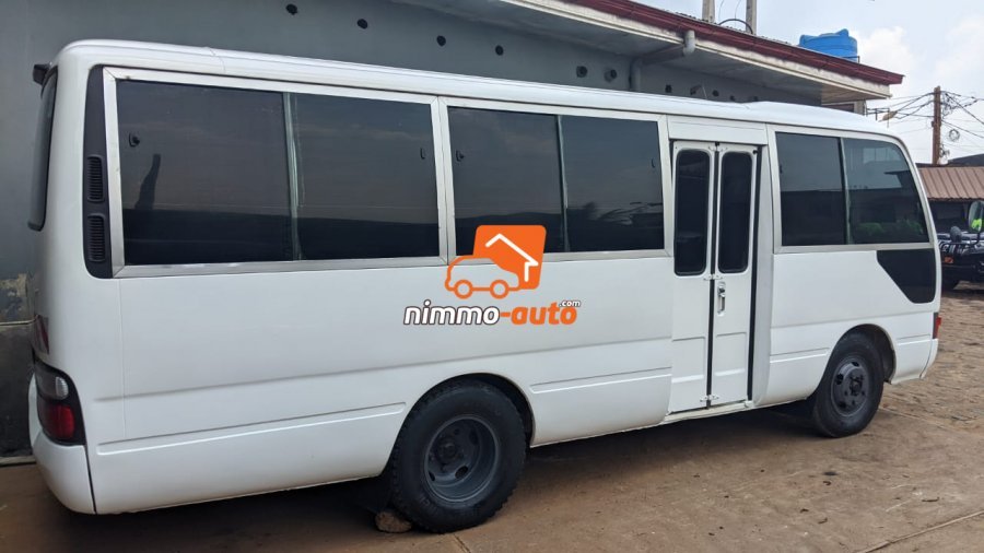 Coaster climatisé à votre disposition pour vos déplacements en tout sécurité dans la ville et hors ville à un prix imbattable