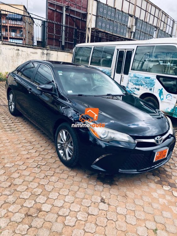 Toyota camry en parfait état à louer pour tous vos déplacements