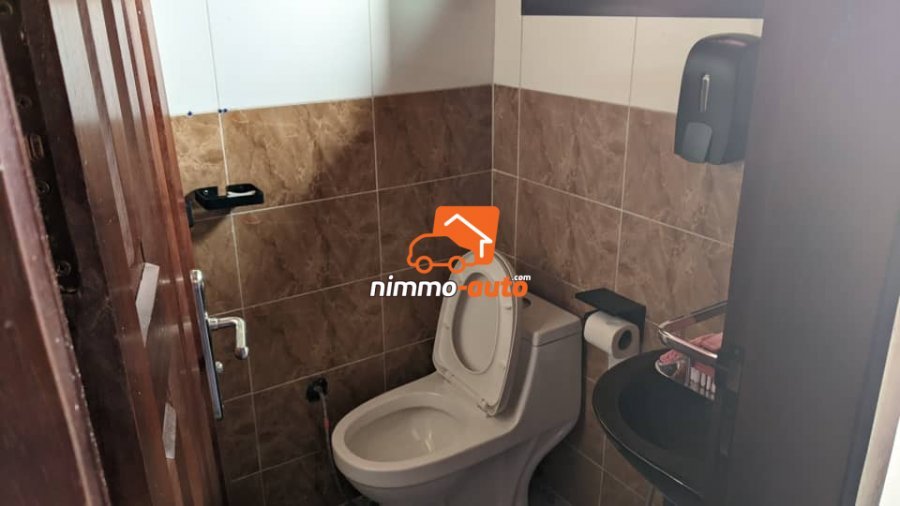 Chambre meublée à louer à Odza