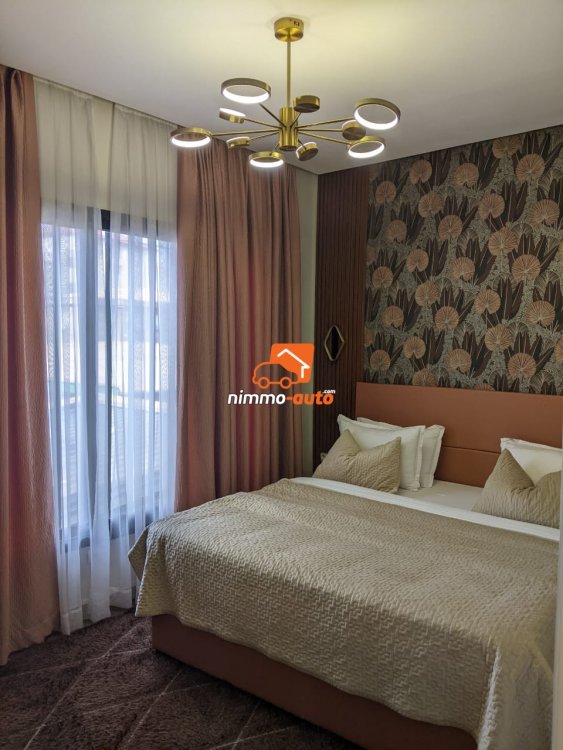 Appartement meublé haut standing à louer à Bastos