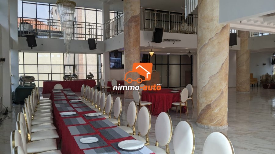 SOMPTUEUSE SALLE DE FETE A LOUER A ODZA POUR SUBLIMER VOS EVENEMENTS 600 PLACES