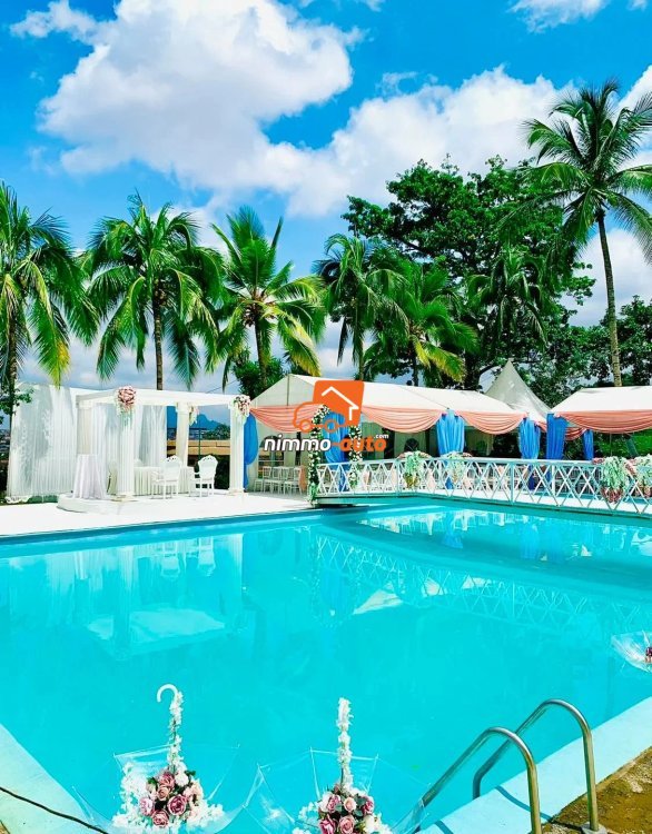MAGNIFIQUE ESPACE OUVERT A LOUER AVEC PISCINE