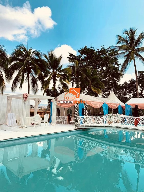 MAGNIFIQUE ESPACE OUVERT A LOUER AVEC PISCINE