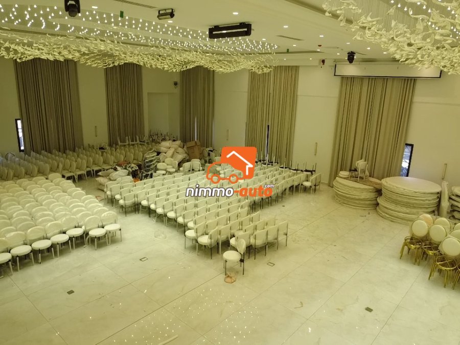 SALLE DE FÊTES HAUT DE GAMME A LOUER A OMNISPORT YAOUNDE
