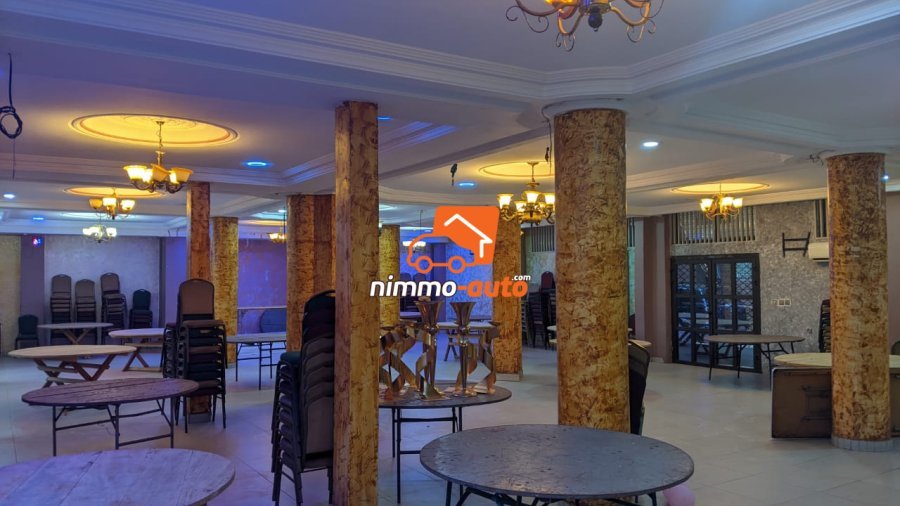 SOMPTUEUSE SALLE DE FÊTES A LOUER A EKIE