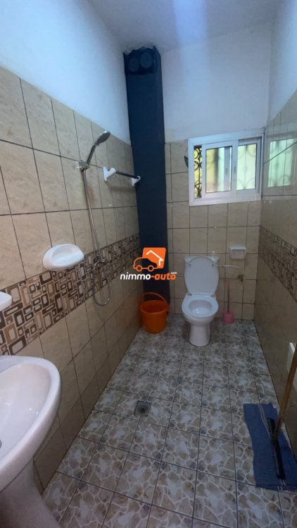 BEL APPARTEMENT MEUBLE A LOUER A EFOULAN