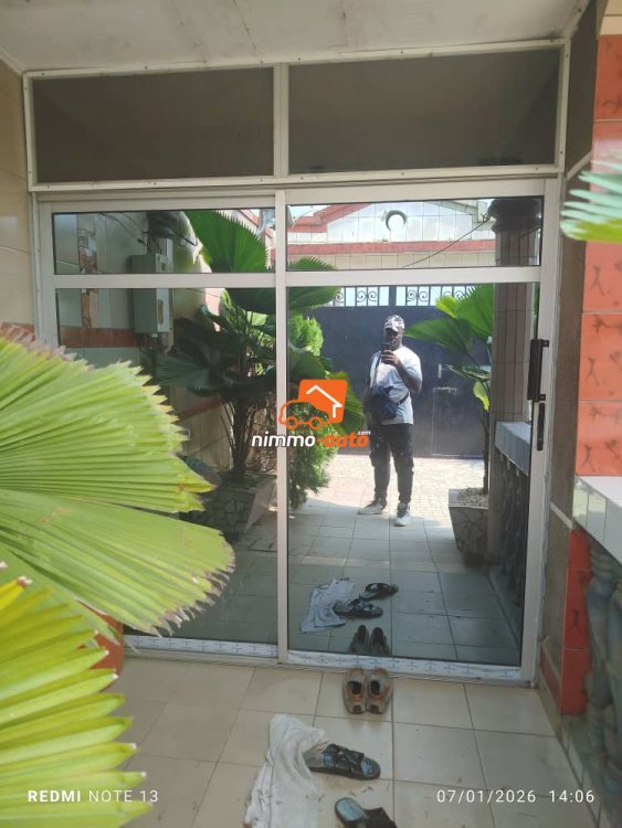 BELLE VILLA A VENDRE A DOUALA NDOGPASSI 2