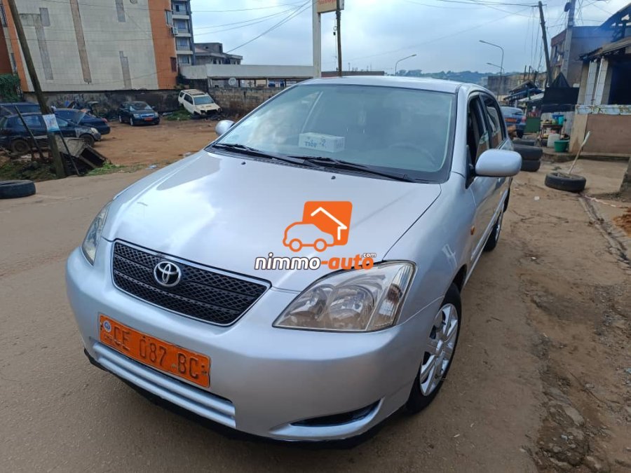 TRES BELLE TOYOTA COROLLA 115 A LOUER A YAOUNDE