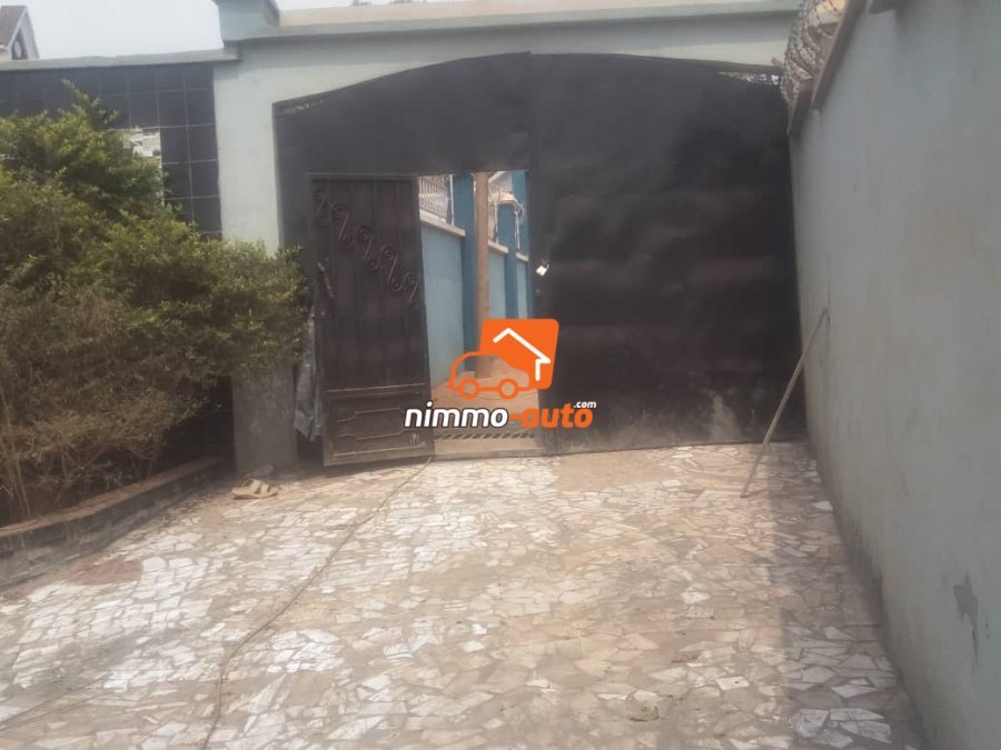 GRAND DUPLEX A VENDRE A TSINGA VILLA