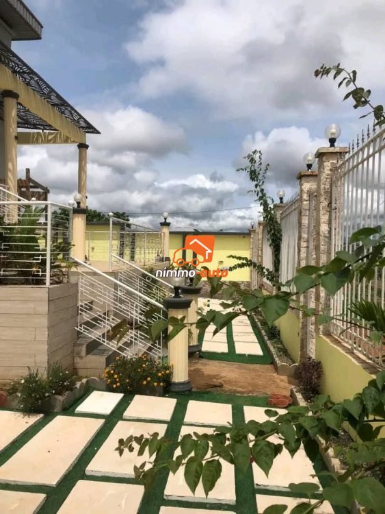 BEAU DUPLEX A VENDRE A ODZA
