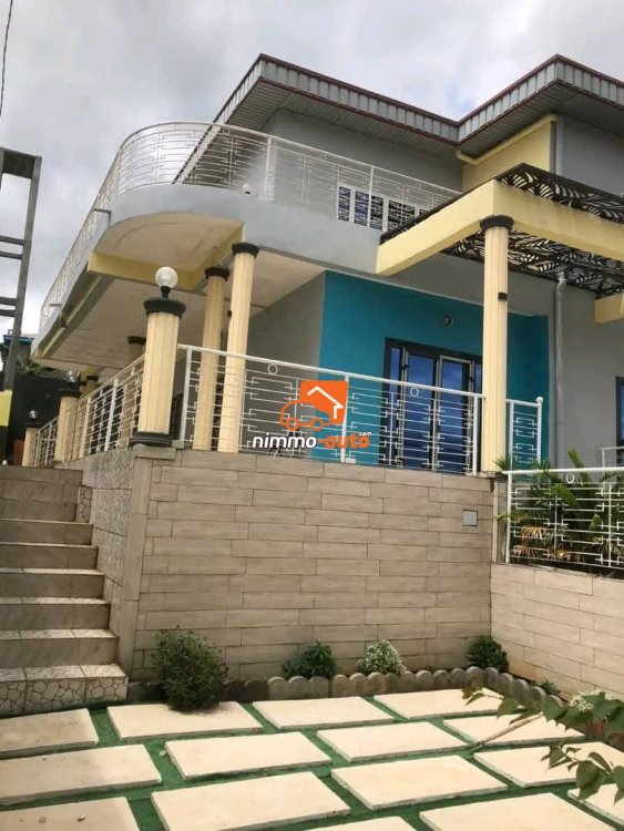 BEAU DUPLEX A VENDRE A ODZA