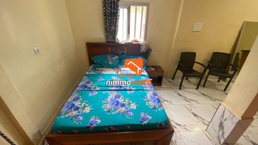 JOLIE CHAMBRE MEUBLEE A MVAN