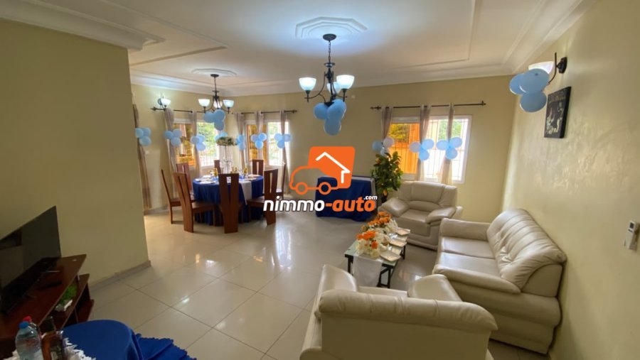 TRES BEL APPARTEMENT MEUBLE A LOUER A SIMBOCK