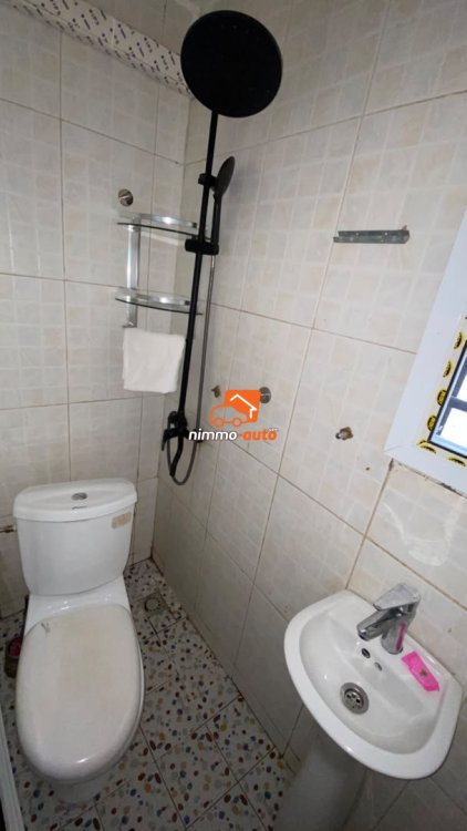 GRANDE ET BELLE CHAMBRE MEUBLEE A LOUER A ODZA