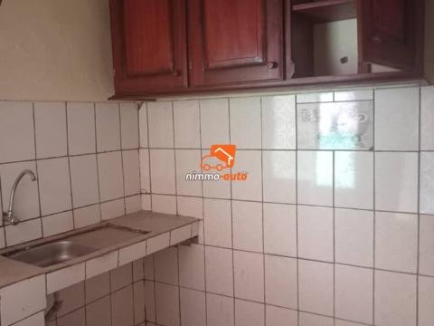 Studios à louer à Happy