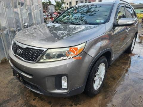 9,600,000FCFA-KIA SORENTO TLX 4X4WD-VERSION 2016-OCCASION BELGIQUE  EN OR!