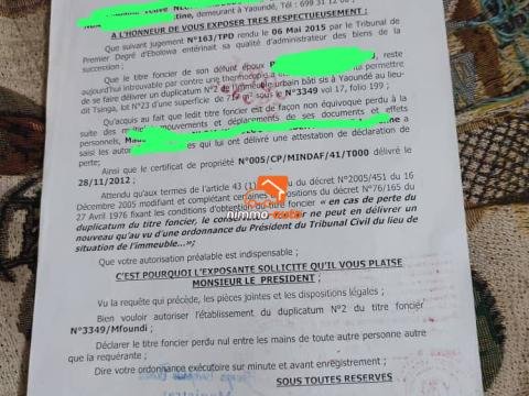 Villa à vendre a bastos en bordure de route principale (terrain commercial)