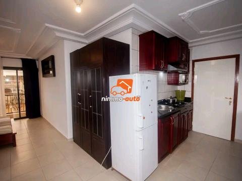 Studio meublé américain à louer à Douala Bonamoussadi Santa Barbara