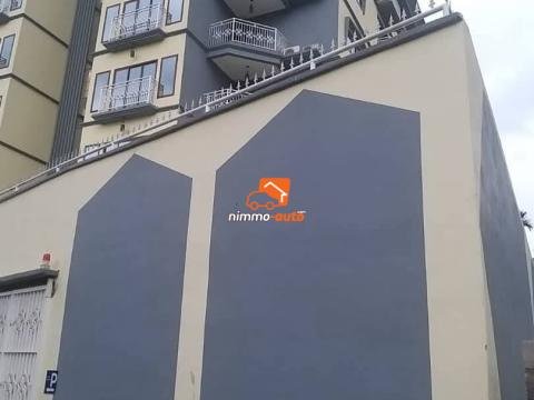 immeuble neuf à vendre à bastos