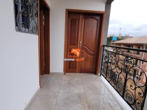 magnifique appartement à louer situé à l'entrée kameni