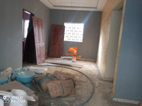 Appartement à louer à Biyemassi