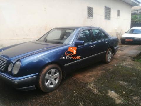 Mercedes Classe E prix cadeau à vendre Yaoundé