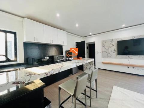 Vaste appartement meublé à louer au quartier Japoma