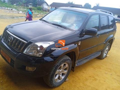 voiture Toyota land cruiser