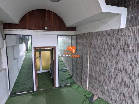 vaste salle de fête à louer à kotto