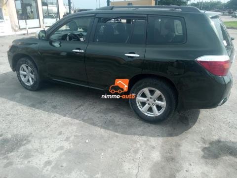 voiture toyota highlander