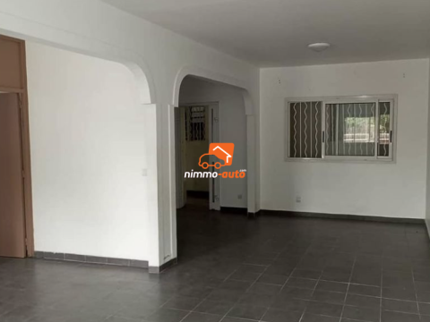 Appartement à louer à Makepe