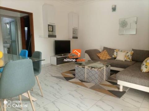 Studio meublé à louer à Bastos