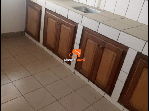 Appartement à louer à PK 10