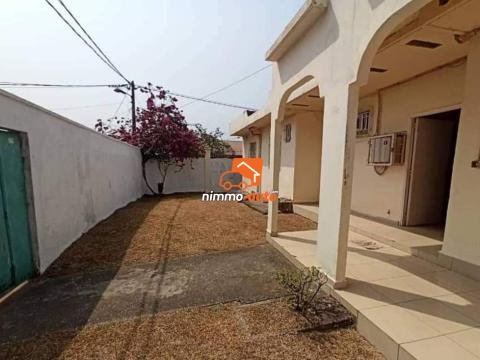 Maison à vendre Douala Bonamoussadi