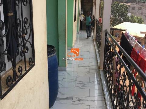 Studio moderne a louer au carrefour mec