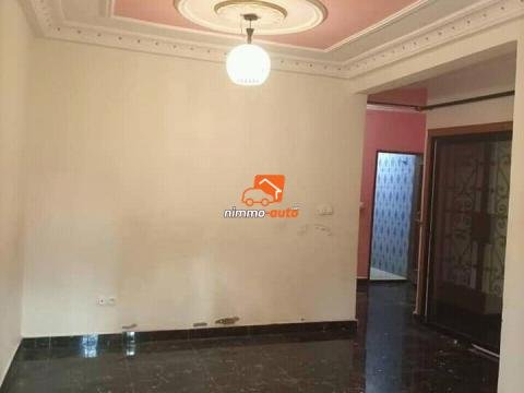 Appartement a louer a yaoundé double entrée ( pont d'éfoulan / entrée terre rouge)