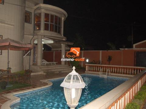 Résidence à vendre à Bonamoussadi