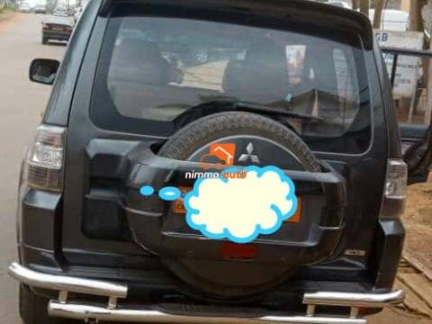 Mitsubishi Pajero 2010