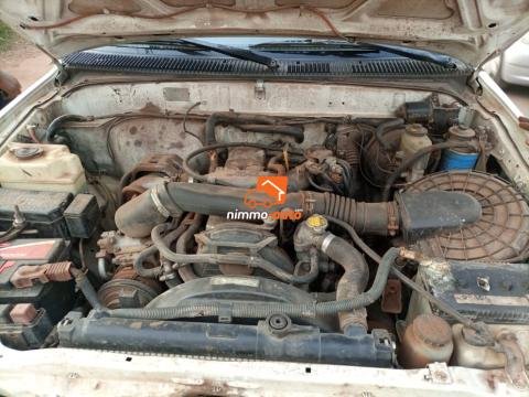 Toyota hilux 2000