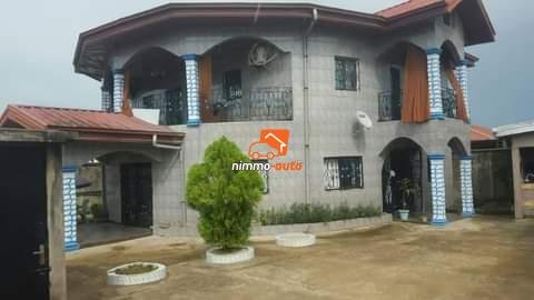 Duplex à louer Japoma