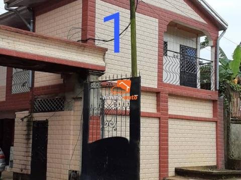 Immeuble 3en 1 à vendre à la Cité des palmiers