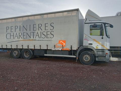 Camion Mercedes Benz Actros à vendre